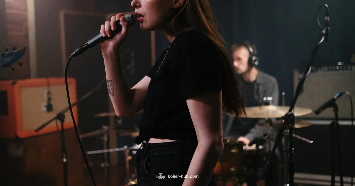 Boiler Room Charli XCX - Boiler Hub