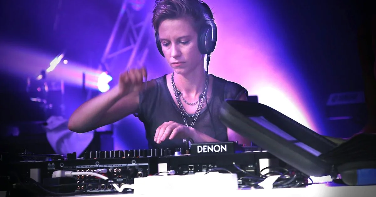 Charli XCX Boiler Room - Boiler Hub